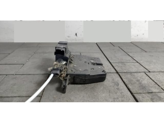 bontott BMW 5 GT Csomagtérajtó Zárszerkezet