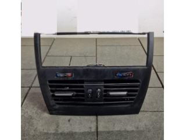 bontott BMW 5 GT Hátsó középső Szellőző