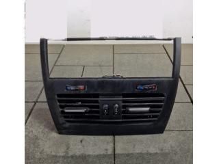 bontott BMW 5 GT Hátsó középső Szellőző