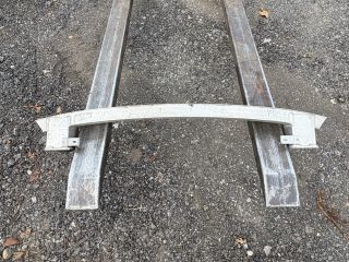 bontott BMW 5 GT Hátsó Lökhárító Merevítő (Fém)