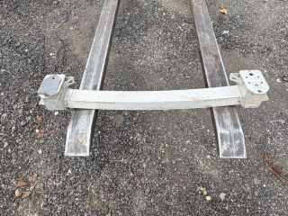 bontott BMW 5 GT Hátsó Lökhárító Merevítő (Fém)