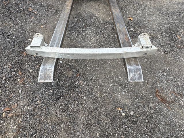 bontott BMW 5 GT Hátsó Lökhárító Merevítő (Fém)