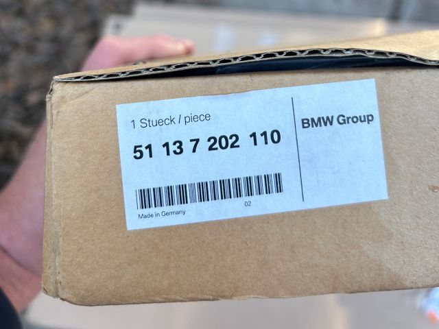 bontott BMW 5 GT Hűtőrács