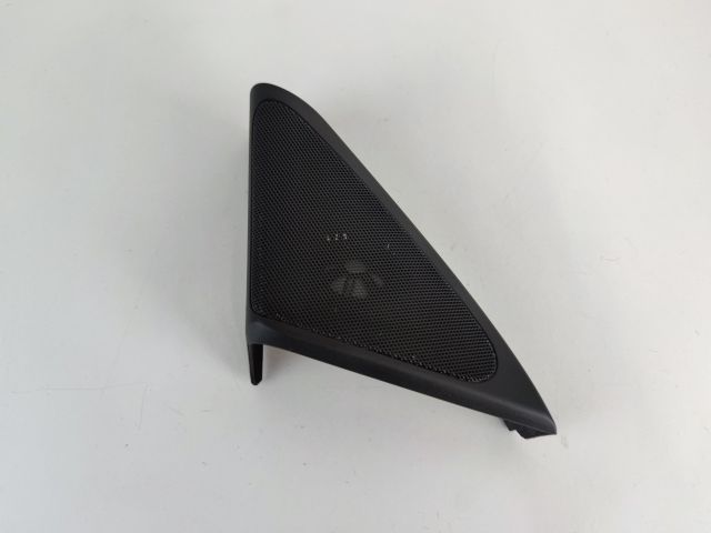 bontott BMW 5 GT Jobb A Oszlop Hangszóró