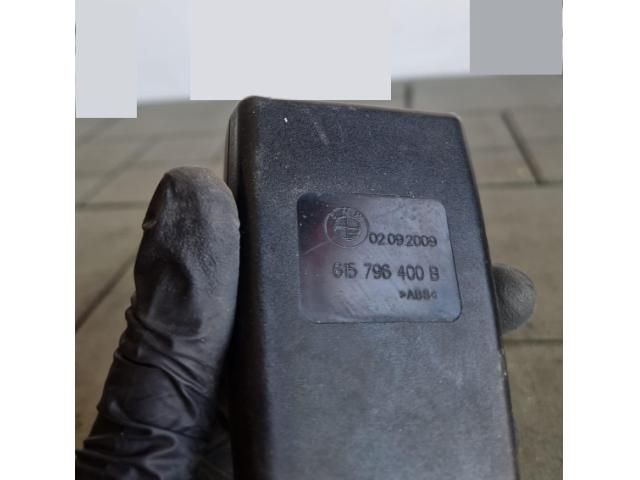 bontott BMW 5 GT Jobb első Övfeszítő