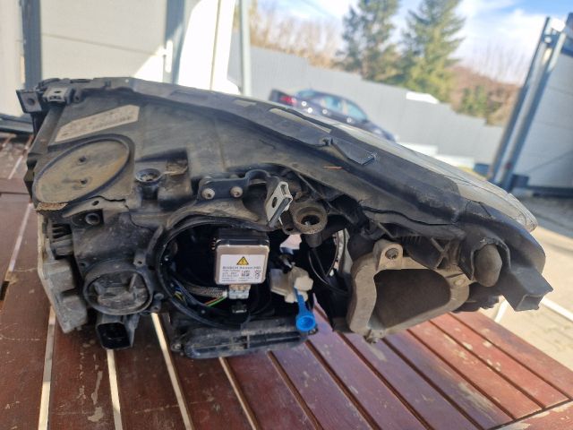 bontott BMW 5 GT Jobb Fényszóró