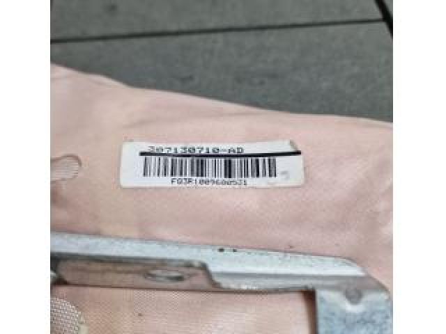 bontott BMW 5 GT Jobb Oldallégzsák