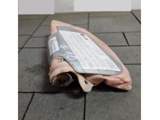 bontott BMW 5 GT Jobb Oldallégzsák