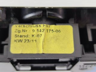 bontott BMW 5 GT Kesztyűtartó Nyitó Kar / Gomb