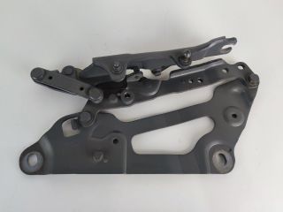 bontott BMW 5 GT Motorháztető Bal Zsanér