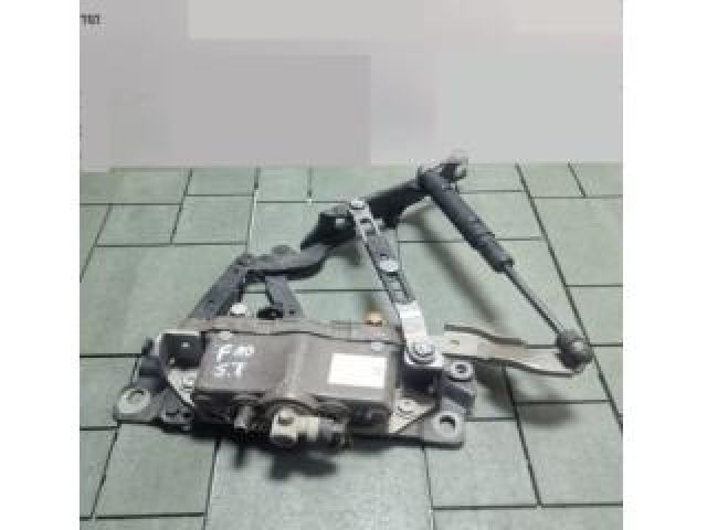 bontott BMW 5 GT Motorháztető Bal Zsanér