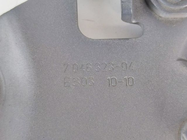 bontott BMW 5 GT Motorháztető Bal Zsanér