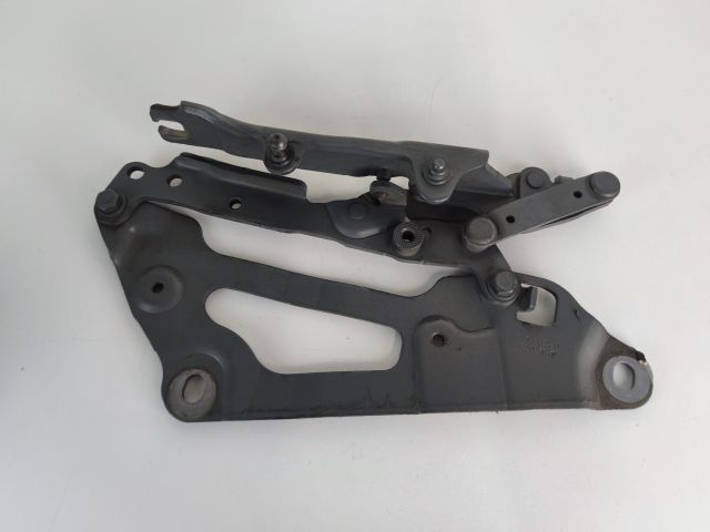 bontott BMW 5 GT Motorháztető Jobb Zsanér