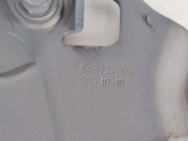 bontott BMW 5 GT Motorháztető Jobb Zsanér