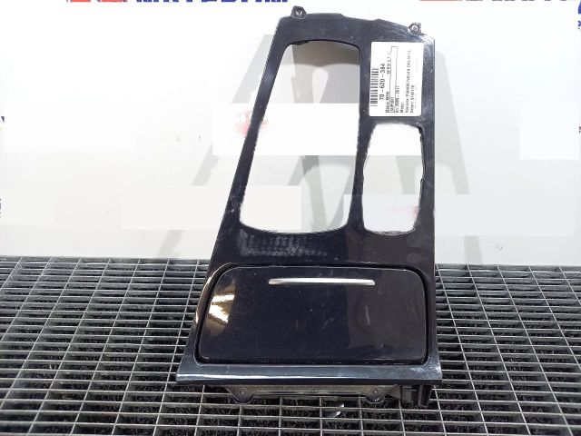 bontott BMW 5 GT Tartó Bak