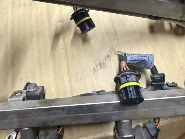 bontott BMW 6 Porlasztó Sor / Híd