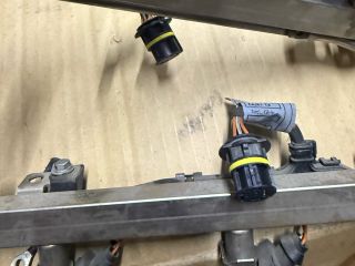 bontott BMW 6 Porlasztó Sor / Híd