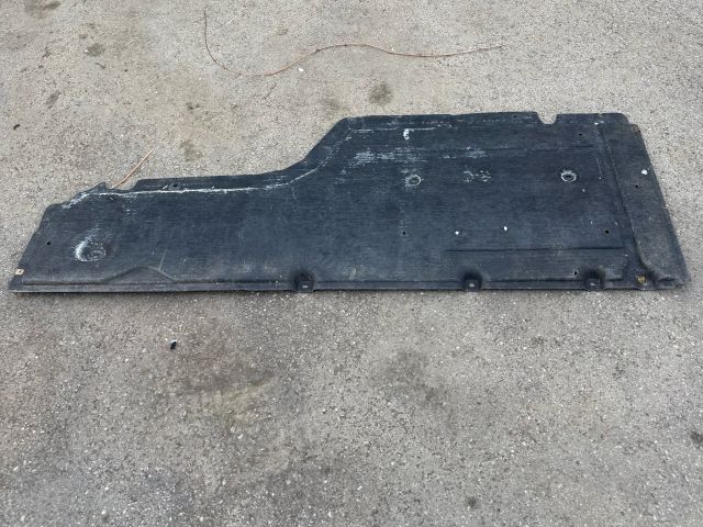 bontott BMW 6 Alsó Padlólemez Burkolat