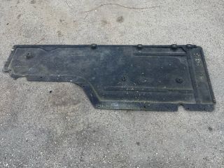 bontott BMW 6 Alsó Padlólemez Burkolat