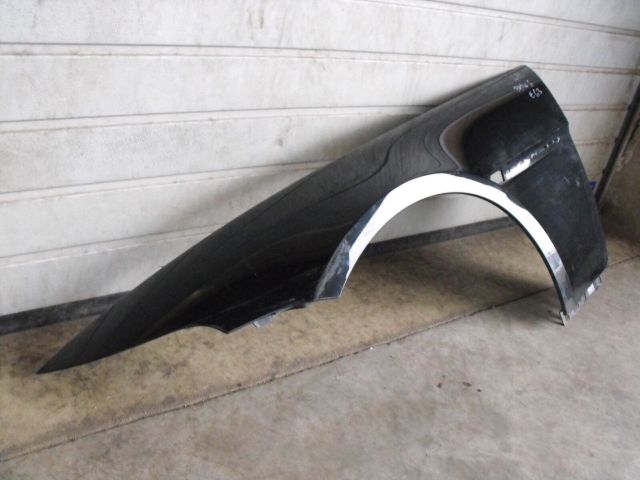 bontott BMW 6 Bal első Sárvédő