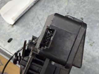 bontott BMW 6 Csomagtérajtó Zárszerkezet