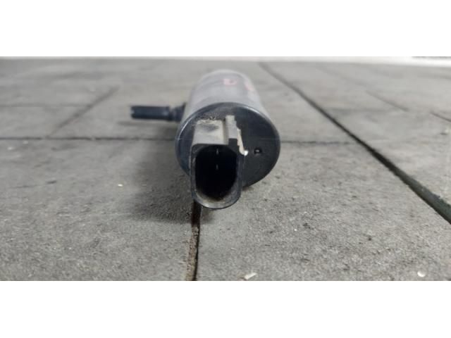 bontott BMW 6 Első Ablakmosó Szivattyú