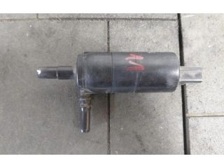 bontott BMW 6 Első Ablakmosó Szivattyú