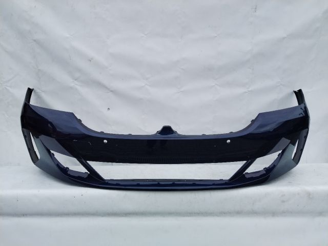 bontott BMW 6 Első Lökhárító (Üresen)