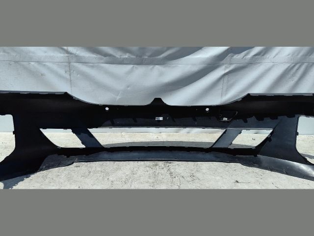 bontott BMW 6 Első Lökhárító (Üresen)