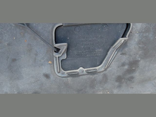 bontott BMW 6 Első Lökhárító (Üresen)