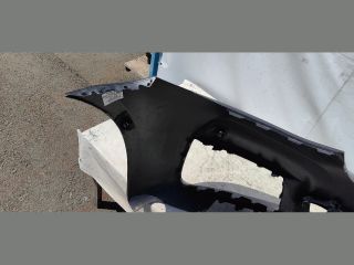 bontott BMW 6 Első Lökhárító (Üresen)