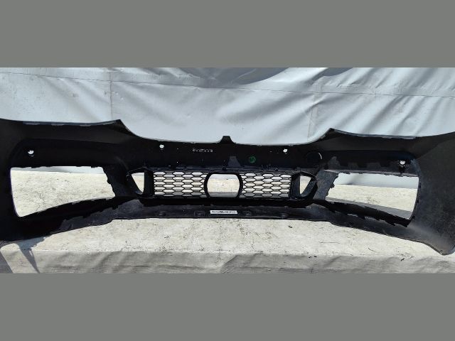 bontott BMW 6 Első Lökhárító (Üresen)