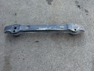 bontott BMW 6 Hátsó Lökhárító Merevítő (Fém)