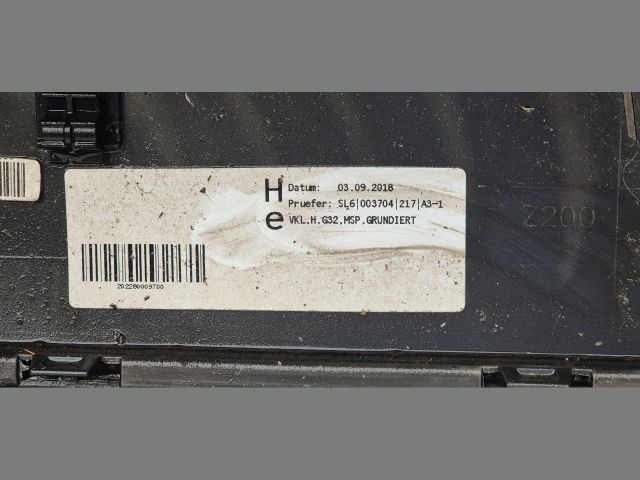 bontott BMW 6 Hátsó Lökhárító (Üresen)