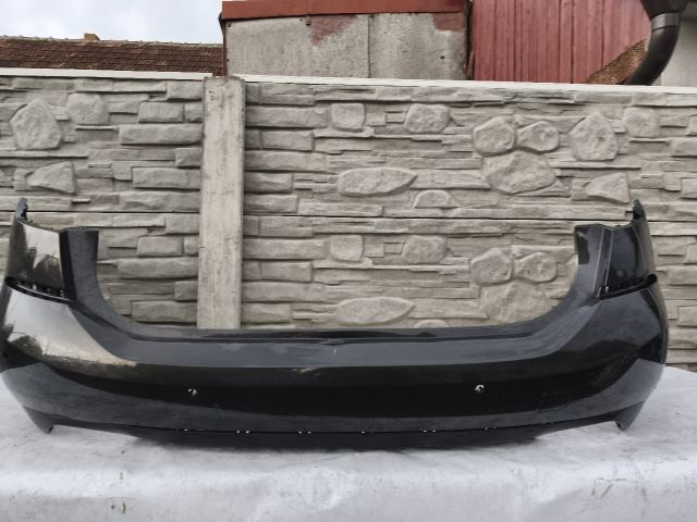 bontott BMW 6 Hátsó Lökhárító (Üresen)