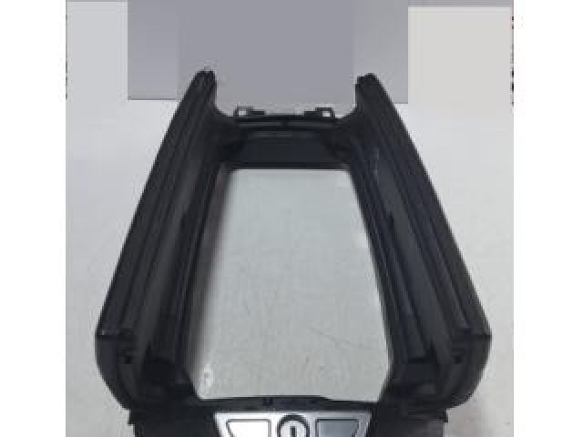 bontott BMW 6 Könyöklő