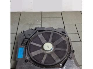 bontott BMW 6 Mélynyomó Hangszóró