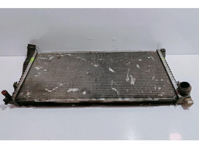 bontott BMW 7 Vízhűtő Radiátor (Klímás)