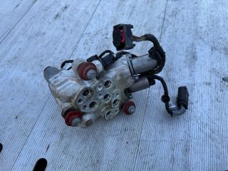 bontott BMW 7 Aktív Futómű Hidraulikus Szeleptömb