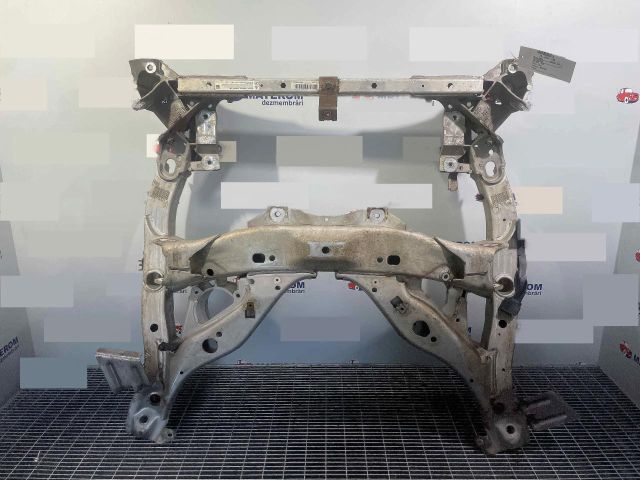 bontott BMW 7 Első Bölcső