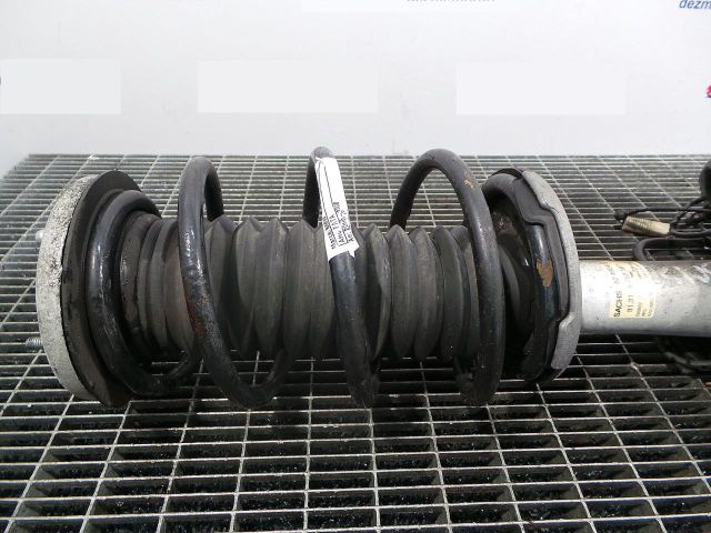 bontott BMW 7 Első Rugó