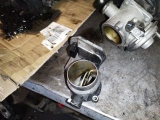 bontott BMW 7 Fojtószelep (Elektromos)