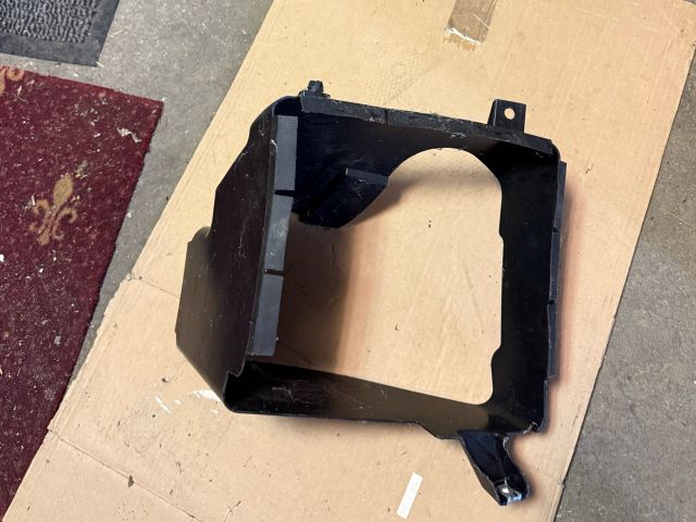 bontott BMW 7 Jobb első Fék Hűtő Cső