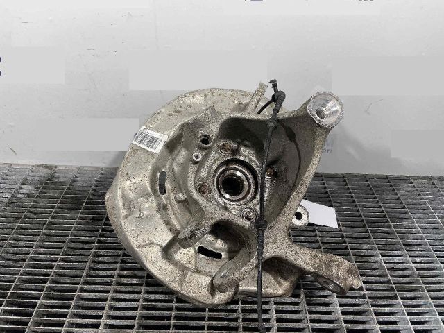 bontott BMW 7 Jobb hátsó Csonkállvány