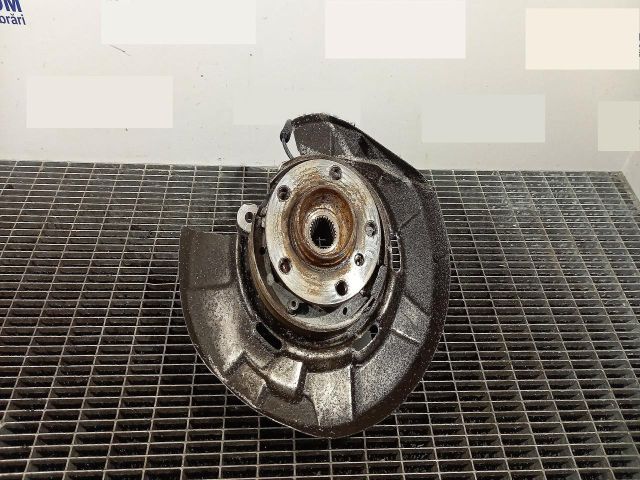 bontott BMW 7 Jobb hátsó Csonkállvány