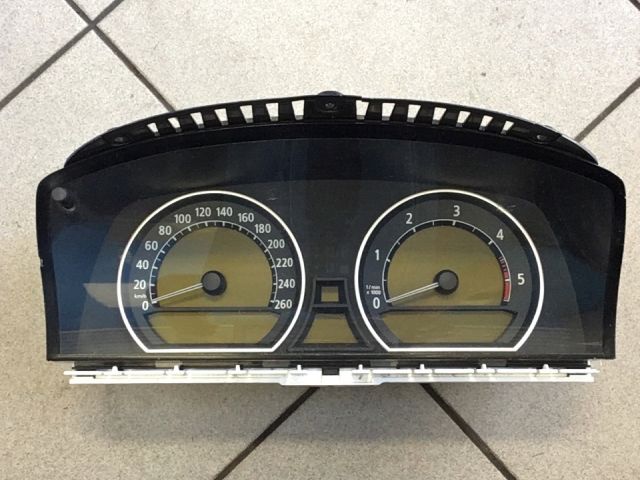 bontott BMW 7 Kilométeróra