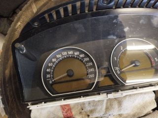 bontott BMW 7 Kilométeróra