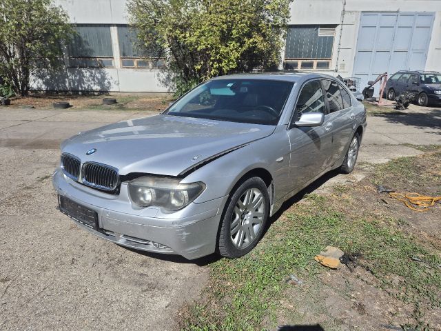 bontott BMW 7 Komplett Homlokfal (Részeivel)