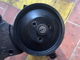 bontott BMW 7 Kormányszervó Motor (Hidraulikus)