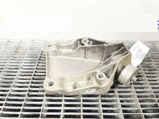 bontott BMW 7 Motor Tartó Bak Bal